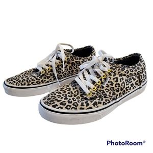 Vans leopard print shoes low top lace up sz 8.5 animal print